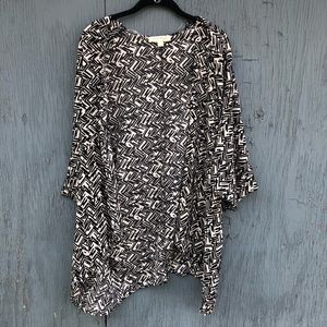 Black and white patterned kimono (M/L)